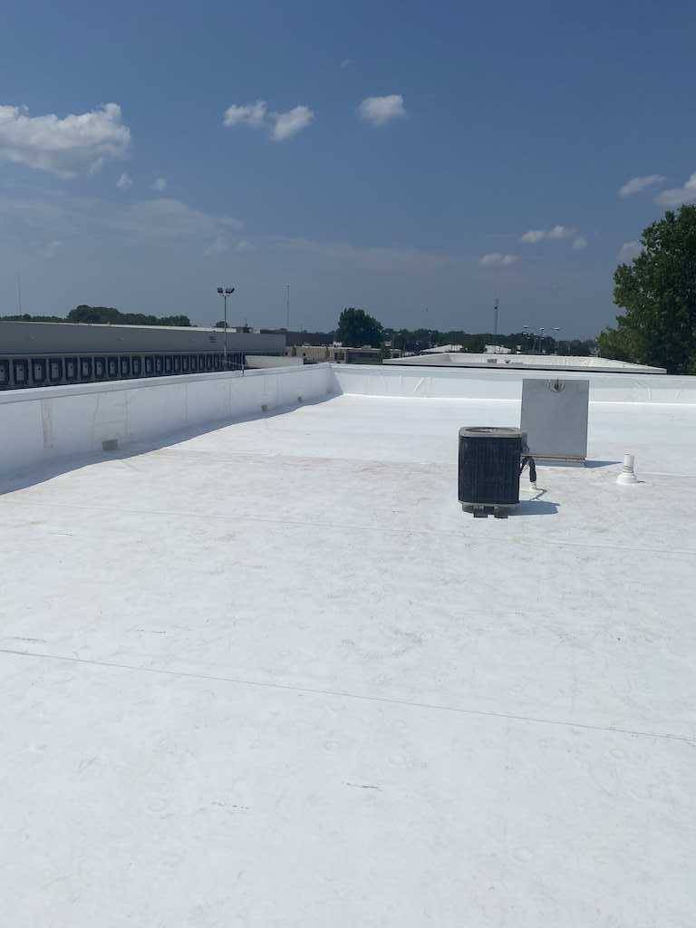 leaking roof repaired with carlisle tpo in effingham il