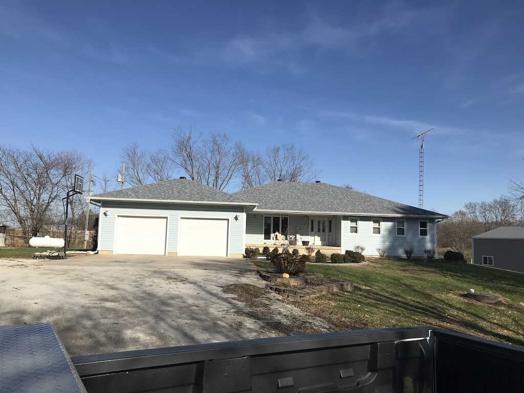 Owens Corning shingle repair in Beecher City, IL