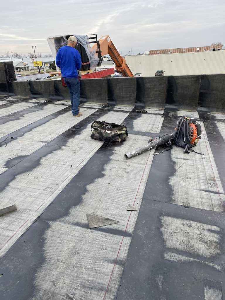 new modified bitumen roof in Arthur, IL