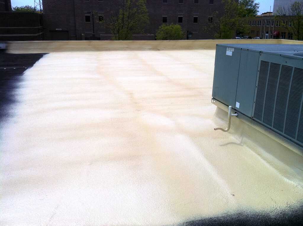 Spray foam roof repair in Effingham County, IL