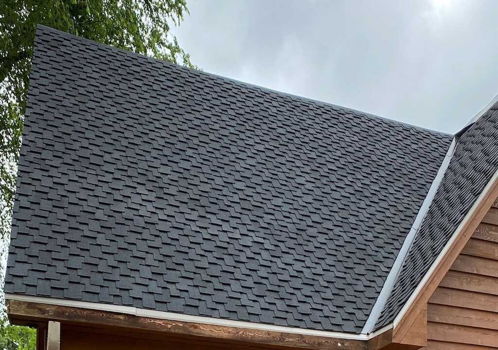 asphalt shingle roof repair