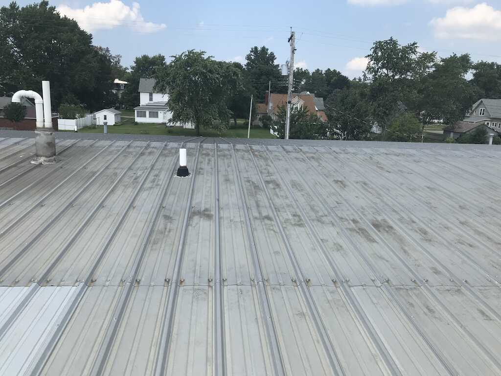 Leaking Metal Roof Repair in Effingham, IL