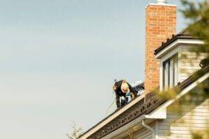 What Homeowners Should Know About Roof Insurance Claims